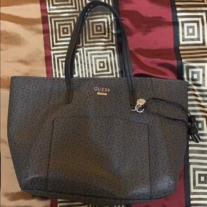 Guess tote 👜